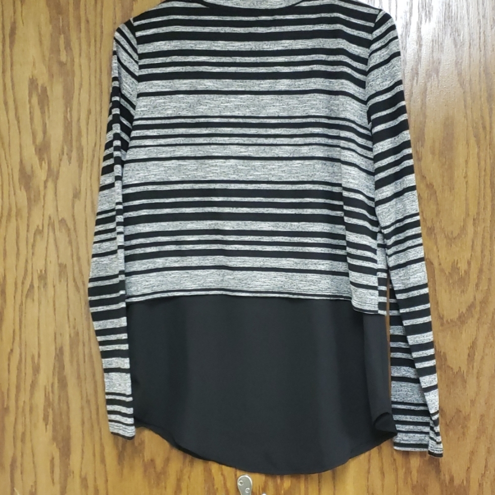 Sweater/blouse - Picture 3 of 4